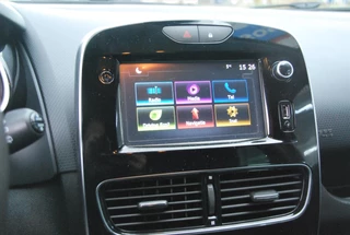 RENAULT Clio Energy dCi 90pk ECO2 S&amp;S Limited / 13