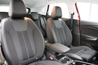 Opel Grandland 1.6 Turbo Plug-In Hybrid GS 225pk | Navigatie | Afneembare trekhaak | 360 Graden Camera | Climate control | 19" Lichtmetalen velgen | Keyless / 11