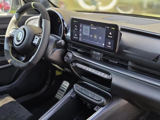 Fiat 600e Abarth Scorpionissima 54 kWh | Apple-Android | Sportstoelen | Parkeercamera / 5