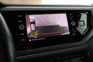 Volkswagen Polo 1.0 TSI 95pk 2x R-Line Climate Control ACC Camera Stoelverwarming Keyless Navigatie / 5