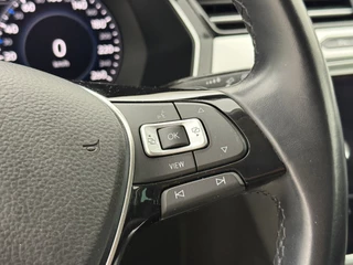 Volkswagen Passat Variant 1.5 TSI Comfortline | Automaat | Adaptive Cruise | Stoelverwarming | CarPlay | Camera | Trekhaak / 17