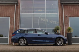 BMW 3-serie Touring 320e High Executive Sport Line | 1e eigenaar | NL auto | Driving Assistant | HiFi audio | LED | 18 inch | Stoelverwarming | DAB | Carplay | Navigatie | PDC / 8