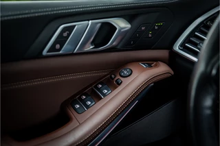 BMW X5 xDrive45e High Executive Full Manhattan  Sky Lounge Massage Stoelventilatie Laser / 32