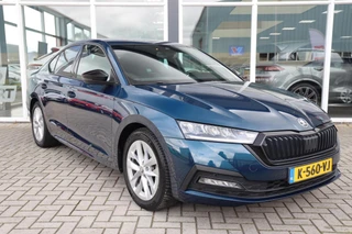 Skoda Octavia 1.0 e-TSI Sport Business|Navi|Apple carplay/Android auto|Clima|LED|Sportstoelen| / 2