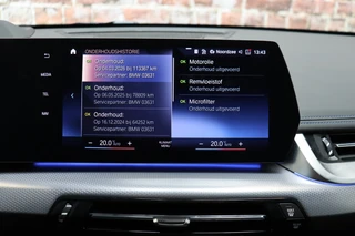 BMW X1 sDrive20i Executive M Sport Pakket Automaat  / Live Cockpit Professional / Shadow Line / Comfort Access / Head-Up Display / Adaptieve LED / 18 Inch / Parking Assistant Plus / Innovation Pack / Elektrisch Verstelbare Voorstoelen / Extra Getint Glas / 31