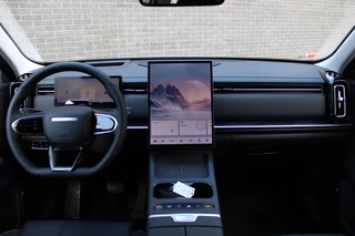 Jaecoo 7 Exclusive Automaat, Schuif-Kanteldak, 1500 KG trekgewicht, Navigatie, 19" LM velgen, Elektrische achterklep, Luxe lederen bekleding, 7 jaar garantie / 9