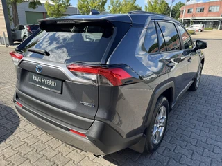 Toyota RAV4 2.5 Hybrid AWD DYNAMIC 1650KG TREKGEW STOELVERW PARK-SENSOREN NAVI CAMERA APPLE/ANDROID LM-VELGEN / 8