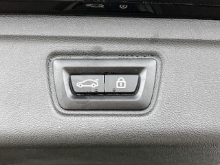 BMW 3-serie Touring M340i xDrive | Individual Citrin Black | M Stoelen | Laser Light | Driving Assistant Prof. | HeadUp Display / 31