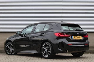 BMW 1 Serie 118i Business Edition  | M-Sport | Origin NL | Camera | Trekhaak | Navigatie / 4