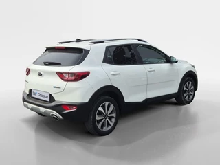 Kia Stonic 1.0 T-GDi MHEV DynamicPlusLine | Airco | Navi | Camera | LM Velgen | Privacy Glass | / 7