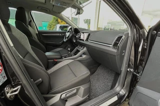 Skoda Karoq 1.5 TSI 150pk Style | TREKHAAK | PANO| CAMERA | ADAPTIVE | / 25