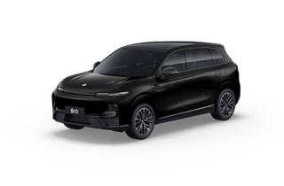 Leapmotor B10 Design Hybrid EV 18.8 kWh | Nu beschikbaar | Wltp 900km gecombineerd | Elektrisch 82km Wltp | Luxe uitvoering | Camera rondom | Stoel en stuurverwarming | Draadloze telefoonoplader | Keyless entry en start