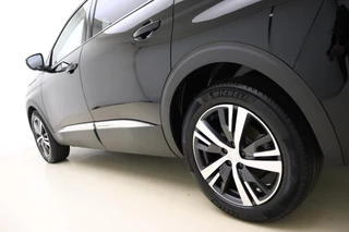 Peugeot 5008 1.2 PureTech Allure Pack Business | AUTOMAAT | 7-Zits | Dodehoek Detectie | Navigatie | Achteruitrij Camera | / 21