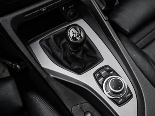 BMW X1 SDrive18i M-sport | Panoramadak | Leder | Xenon | Navi | Harman&Kardon | Stoelverwarming | Climate control / 24