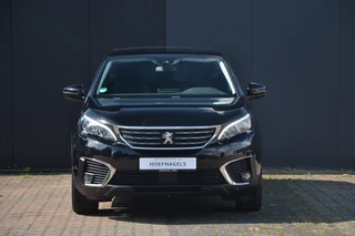 Peugeot 5008 1.2 130 PK Turbo Automaat * Camera * 18'' * 7-Zits * / 4