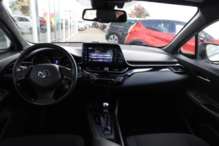 Toyota C-HR 1.8 Hybrid Dynamic|Automaat|Trekhaak|Stoelverwarming|Camera|Navi|ACC / 9
