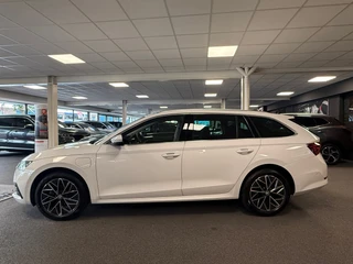 Skoda Octavia Combi 1.4 TSI iV PHEV Sportline Business/pano/head up/memory /apple/dodehoek / 2