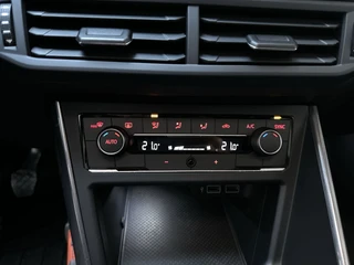 Volkswagen Polo 1.0 TSI Highline R-Line Panoramadak LED Virtual Cockpit / 11