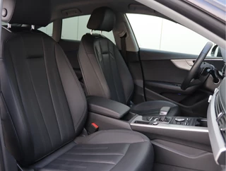 Audi A5 Sportback 35 TFSI S-line Black  | Camera | 19" | LED | Stoelverwarming / 20