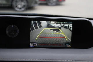 Lexus UX 250h Preference Line NL-AUTO NAVI BLIND SPOT PARKEERSENSOREN SMART-ENTRY APPLE CARPLAY / 23