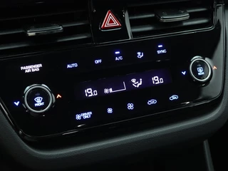 Hyundai IONIQ 1.6 GDi PHEV Comfort Carplay navigatie | Trekhaak | Camera | S / 28