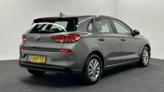 Hyundai i30 1.0 T-GDI Comfort CLIMATE CAMERA CARPLAY LM / 6