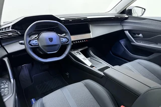 Peugeot 408 1.2 Hybrid 145 e-DCS6 Allure | Adaptive Cruise Control | Camera | Full LED | 19'' Lichtmetalen velgen | Climate Control | Navigatie | Apple Carplay & Android Auto | Keyless Entry & Start / 17