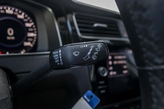Volkswagen Golf 1.4 TSI Highline Business | DSG  | Virtual | ACC | Carplay / 34
