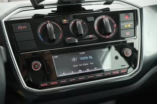 Volkswagen Up! 1.0 BMT 60pk move up! Airco Cruise Control Camera / 19