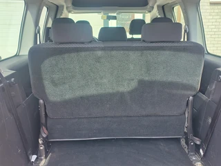 Volkswagen Caddy 1.0 Tsi Basic 102 PK 7 persoons  Rijklaar + 12 maanden Bovag-garantie Henk Jongen Auto's in Helmond,  al 50 jaar service zoals 't hoort! / 21