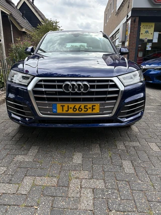 Audi Q5 2.0 TFSI quattro Sport S Line Edition / 2