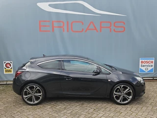 Opel Astra GTC 1.6 Turbo Sport / 4