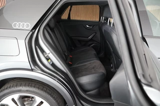 Audi Q2 35 TFSI 150pk S-Tronic S Edition Trekhaak Panoramadak ACC Stoelverwarming Keyless Virtual Cockpit 2x S-Line / 13