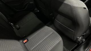 Peugeot 2008 1.2 PureTech Blue Lease Active NAVI CRUISE CARPLAY / 13