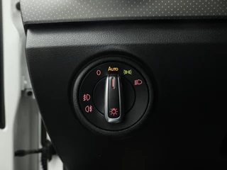 Volkswagen up! 1.0 BMT high-up! Panoramadak | Stoelverwarming | Climate control / 22