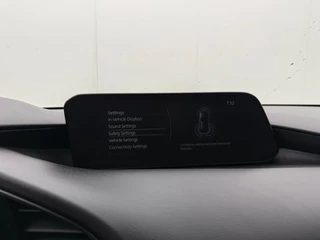 Mazda 3 2.0 e-SkyActiv-G M Hybrid 150 Sportive | Automaat | Adaptive cruise | Stoelverwarming | CarPlay | Camera / 23