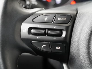 Kia Stonic 1.0 T-GDi MHEV DynamicPlusLine  - Stoel/Stuurverwarming - Lichtmetalen Velgen - Navigatie - LED Koplampen - Cruise Control - Fabrieksgarantie Tot 2031 / 20