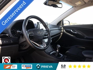 Hyundai i30 CW 1.0 T-GDI Essential 120PK | Dealer| Stoel- & Stuurverwarming | Camera | CarPlay / 24