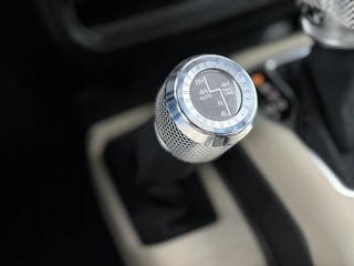 Jeep Wrangler Unlimited Brute 4xe 380 Sahara | BRUTE Active Suspension System | Individual Kleur | Apple-Android / 31