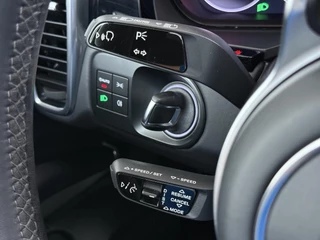 Porsche Cayenne 3.0 E-Hybrid Platinum Edition SOH 100%! 340kw | MEM. SEATS | Luchtvering | pano | stoelverwarming + verkoeling | 360 camera | Bose | sportchrono | mega knappe auto! | incl 12 mnd Bovag garantie | / 33