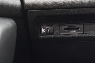 Peugeot 308 SW 1.2 Hybrid 145 e-DCS6 Allure / 23