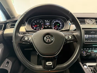 Volkswagen Passat Variant 1.4 TSI ACT Connected Series  R-line Carplay Navigatie 24 Maanden garantie* (Vraag naar de voorwaarden) / 7