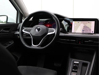 Volkswagen Golf 1.5 eTSI  | Pano | IQ.light | Winter pakket | Org. NL / 20