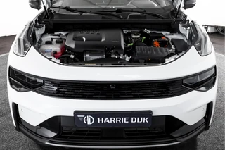 Lynk & Co 01 1.5 PHEV 276 PK More | S/K-panodak | Dig. Cockpit | Stoel-+Stuurverw. | 360 Camera | Adapt. Cruise | Memory | Elek. klep | LM 20" | 2650 / 62