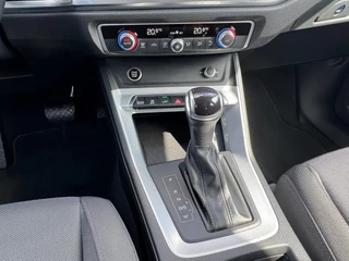 Audi Q3 45 TFSI* AUTOMAAT* Parkeercamera* Xenon/led * Navigatiesysteem * / 27
