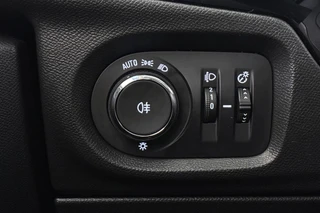 Opel Corsa 1.2 Elegance 100PK Airco Parkeersensoren Apple CarPlay / 22