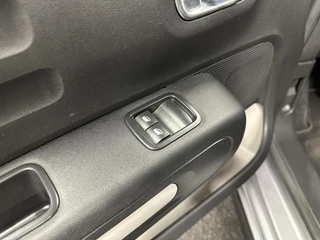 Citroen C3 1.2 PureTech S&S Feel Edition DAB NAVI CARPLAY ECC CRUISE. / 18