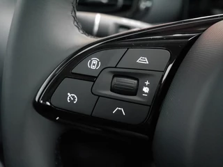 Leapmotor T03 Design 37.3 kWh | Nieuw | Snel leverbaar | Camera | Panoramadak | Adaptive cruise control | Dodehoek detectie | Lichtmetalen velgen / 20