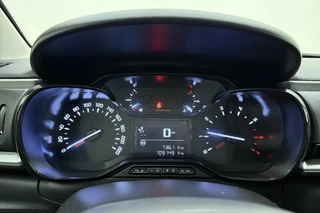 Citroen C3 1.2 PureTech Feel 110pk | Trekhaak l Apple Carplay/Android Auto l Parkeersensor Achter l Cruise Control l DAB l Climate Control l Bluetooth l Navigatie / 26