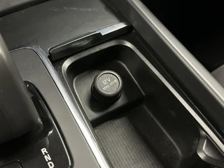 Volvo V60 2.0 B3 Momentum Advantage TREKHAAK CARPLAY NAVI ADAPTIEF CRUISE CAMERA. / 56